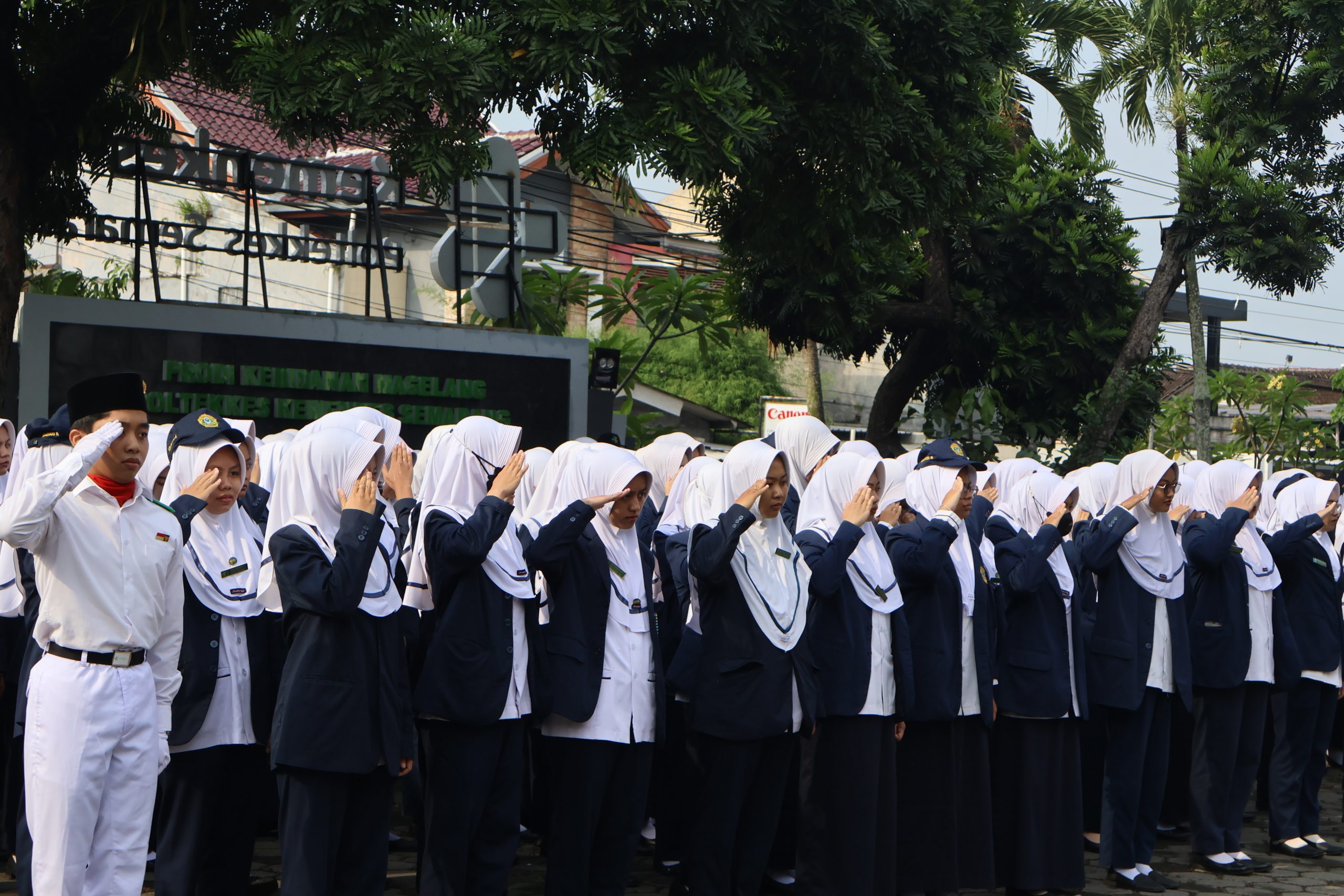 Upacara Hari Kesehatan Nasional Kampus V